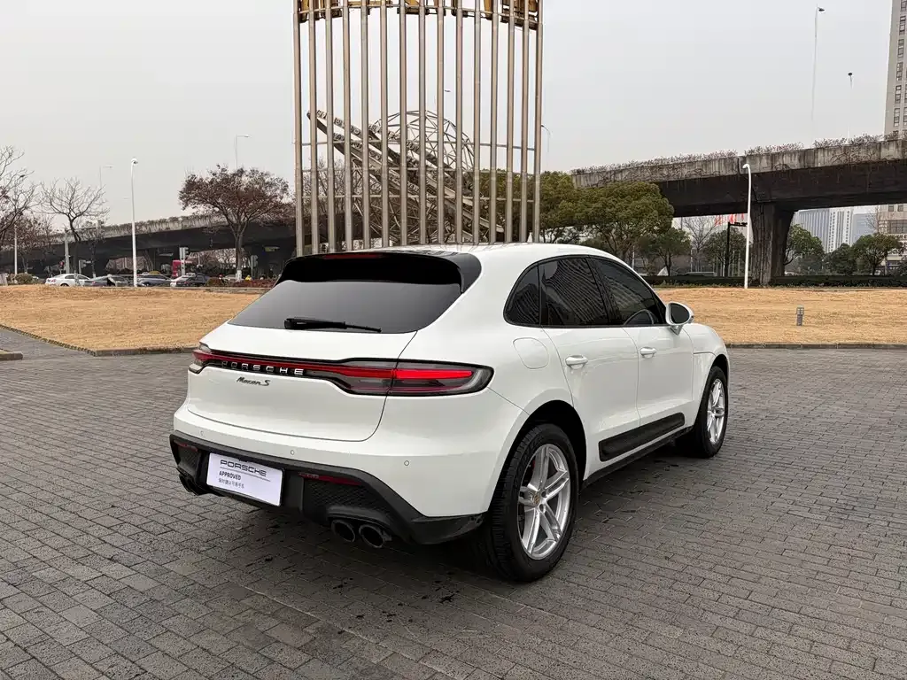 Porsche Macan — фото 9