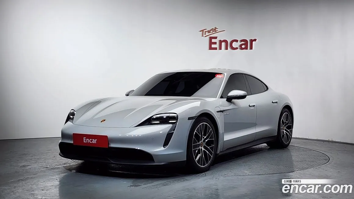 Porsche Taycan