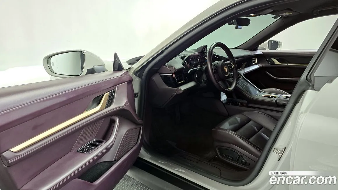 Porsche Taycan 2022 из KR, фото 9
