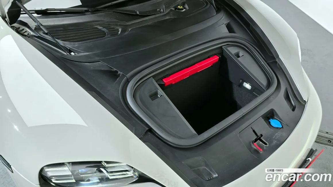 Porsche Taycan 2022 из KR, фото 8