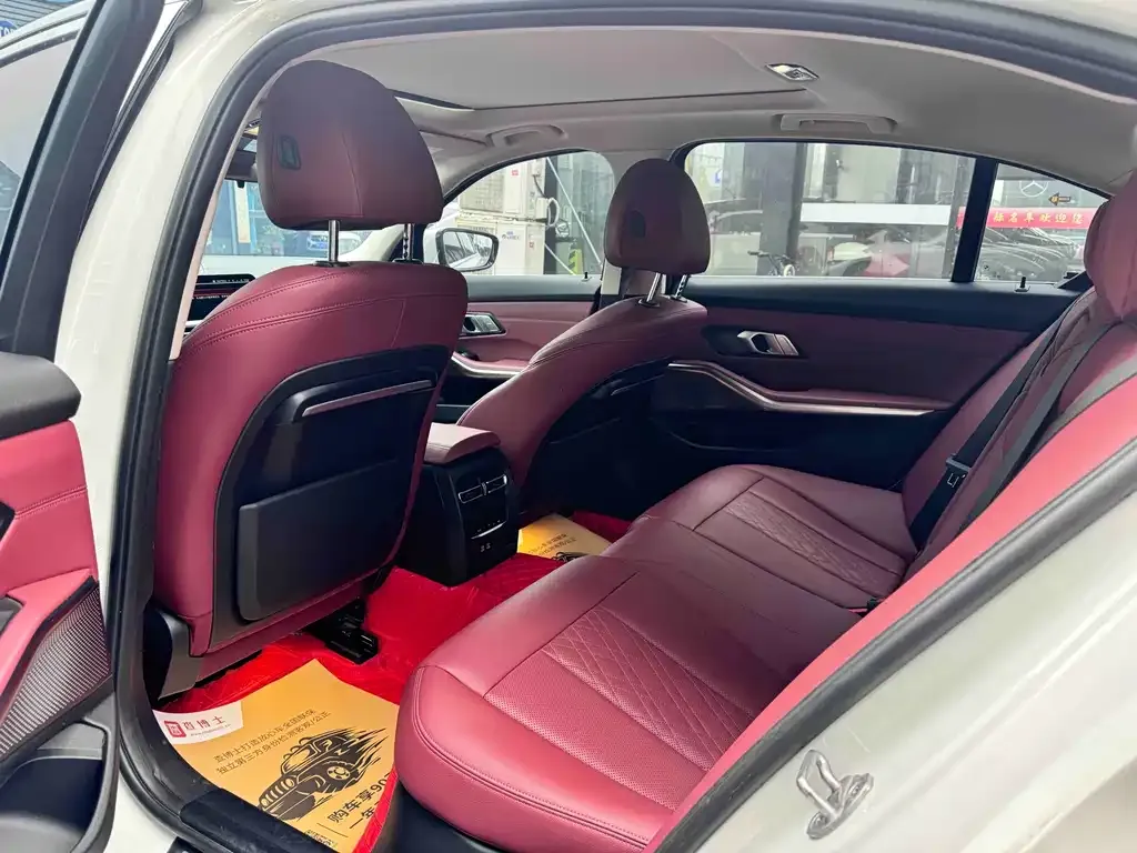 BMW 3 Series 2022 из CN, фото 7