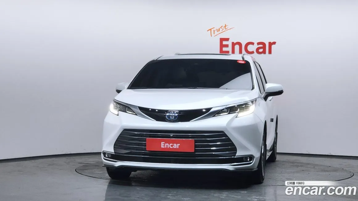 Toyota Sienna 2023 из KR, фото 4