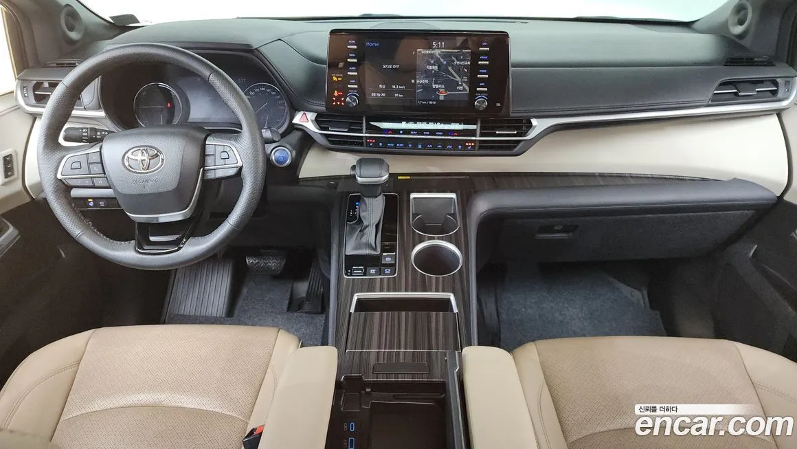 Toyota Sienna 2023 из KR, фото 10