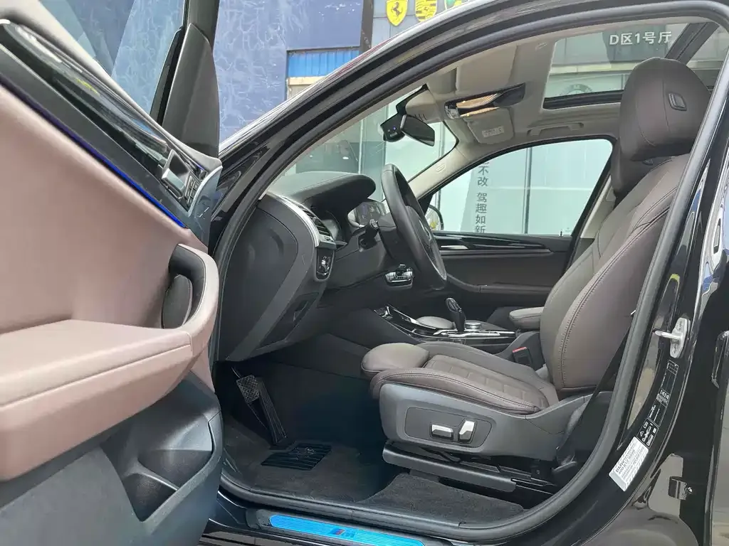 BMW X3 2021 из CN, фото 8