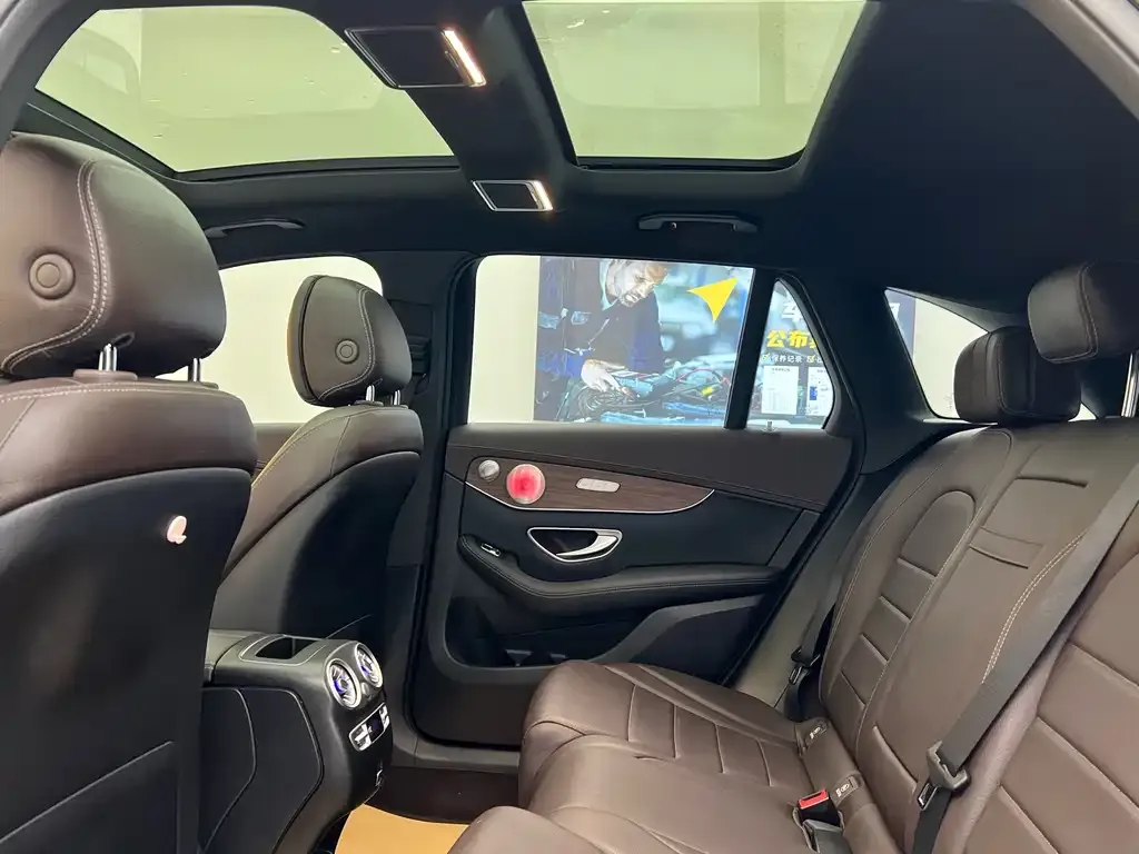 Mercedes-Benz GLC 2021 из CN, фото 4