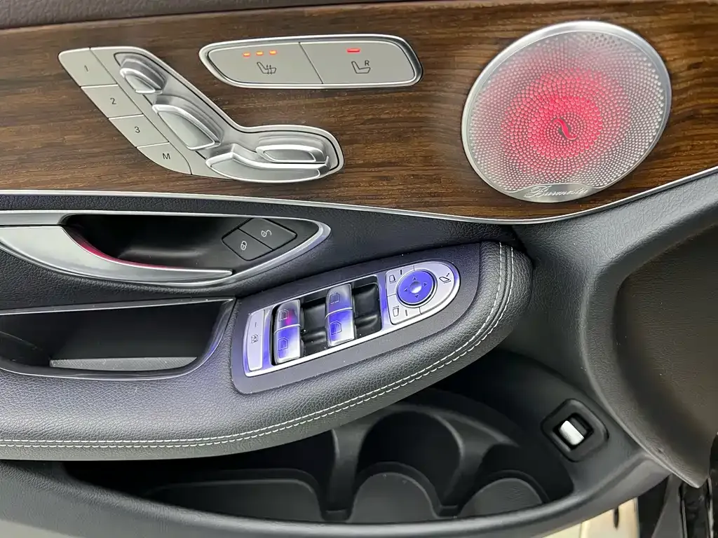 Mercedes-Benz GLC 2021 из CN, фото 8