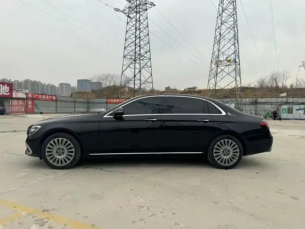 Mercedes-Benz E-Class 2023 из CN, фото 8
