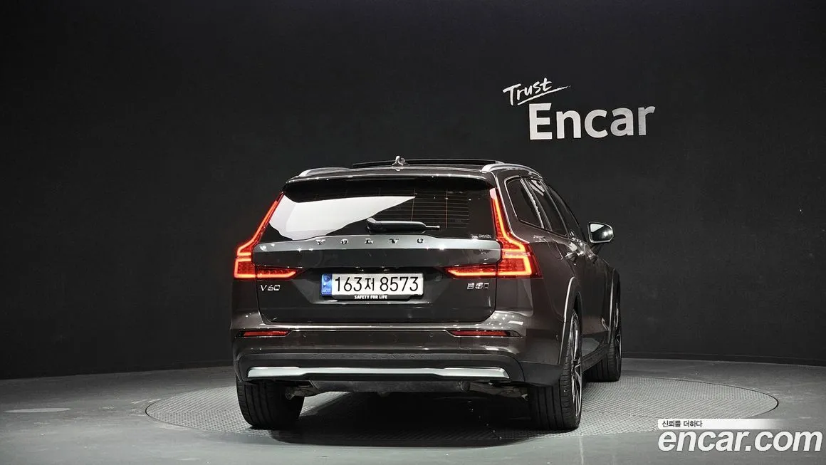 Volvo V60 — фото 3