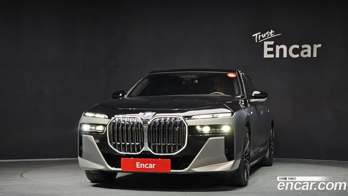 BMW i7 2024 из KR, фото 3