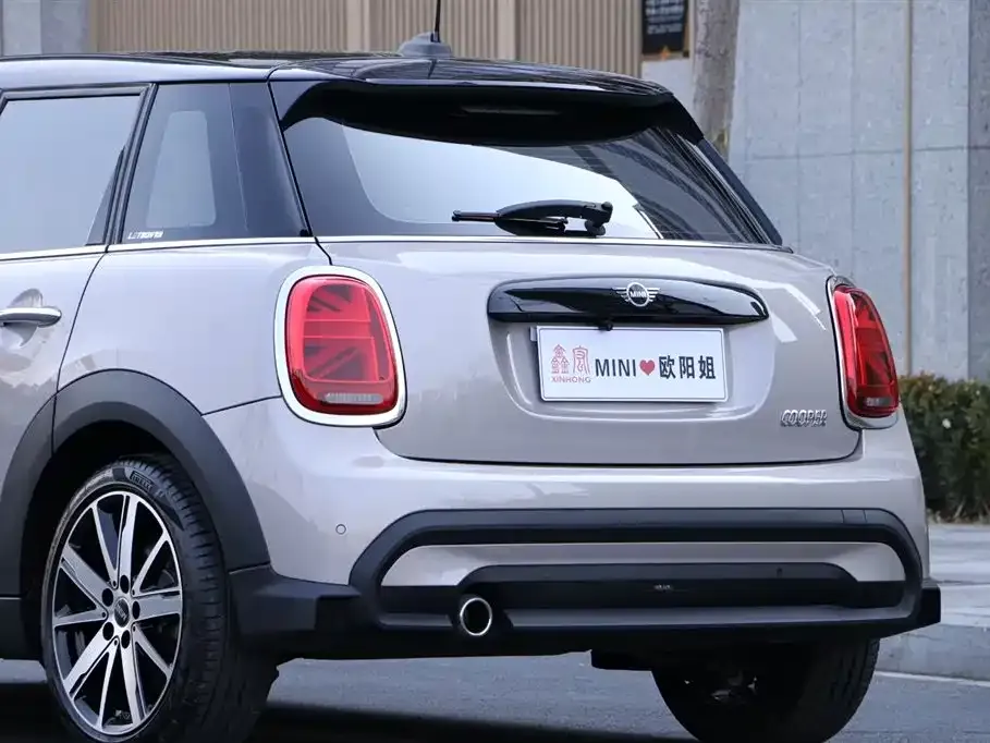 MINI Cooper (3-door) 2024 из CN, фото 8