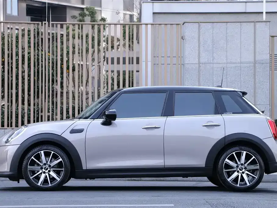 MINI Cooper (3-door) 2024 из CN, фото 7