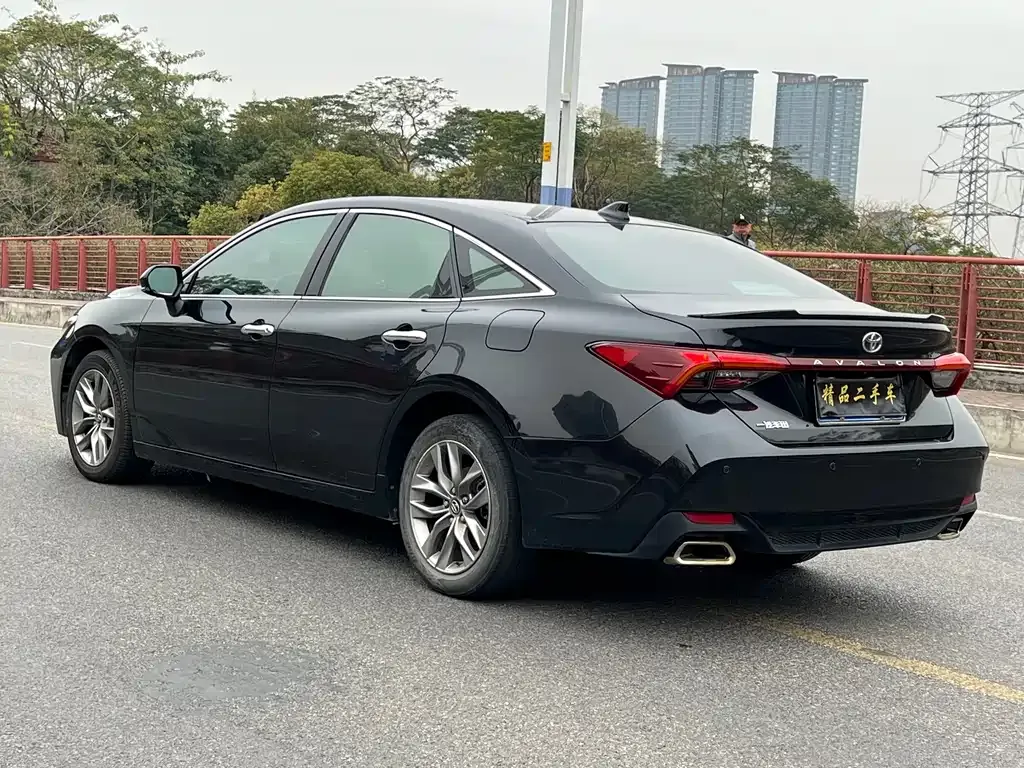 Toyota Avalon 2021 из CN, фото 2