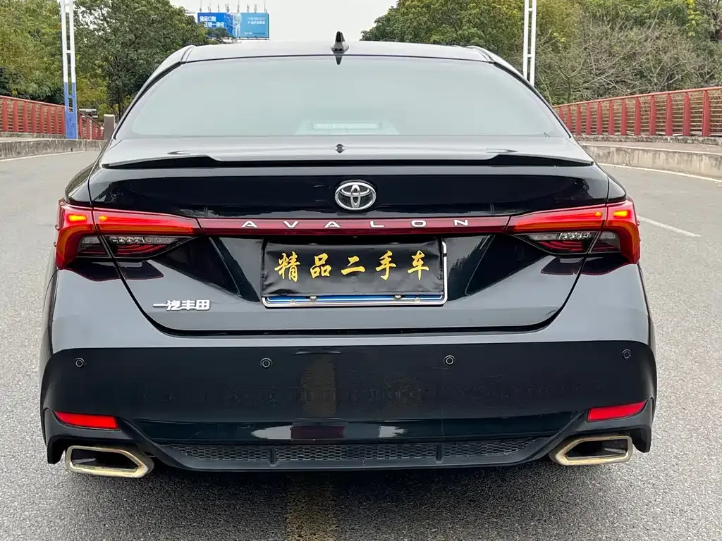 Toyota Avalon 2021 из CN, фото 10