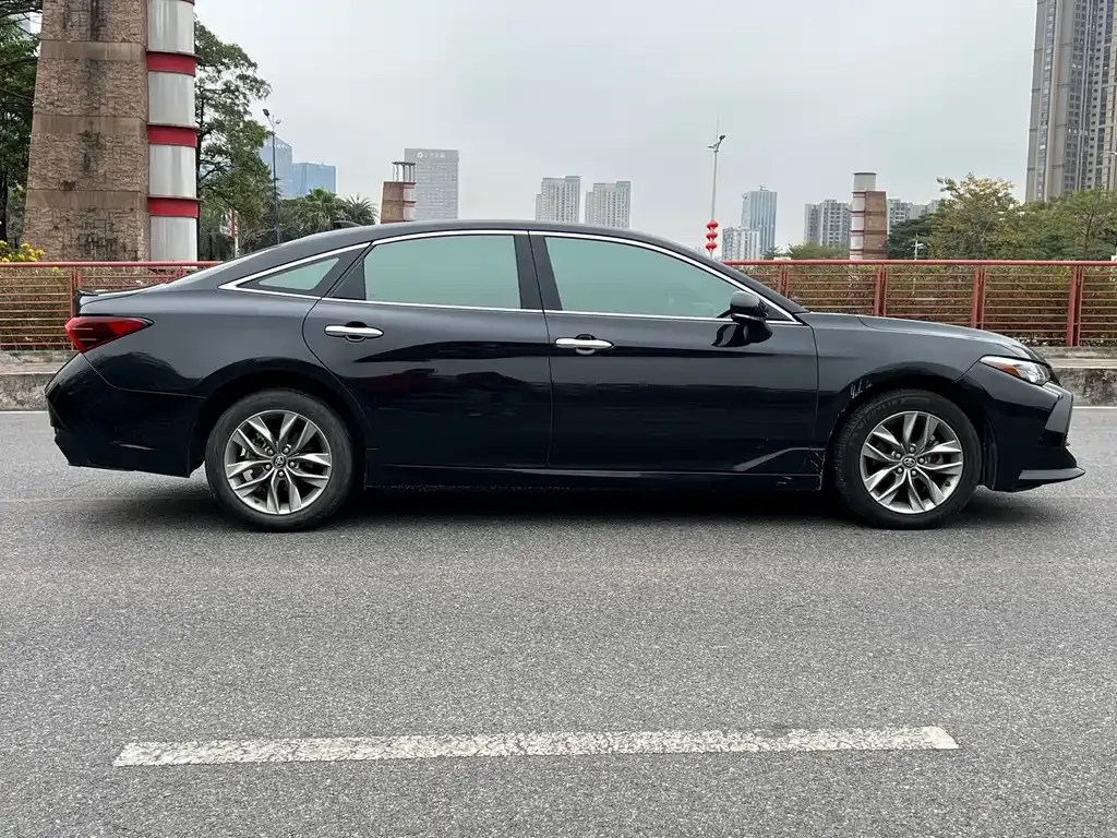 Toyota Avalon 2021 из CN, фото 7
