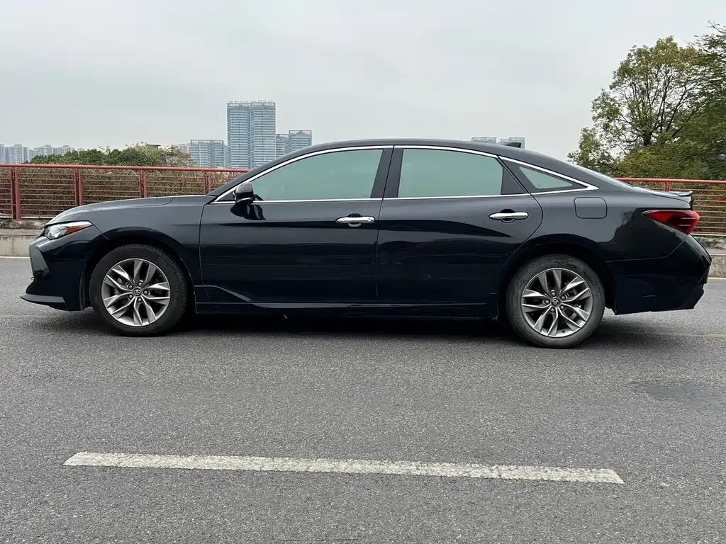 Toyota Avalon 2021 из CN, фото 6