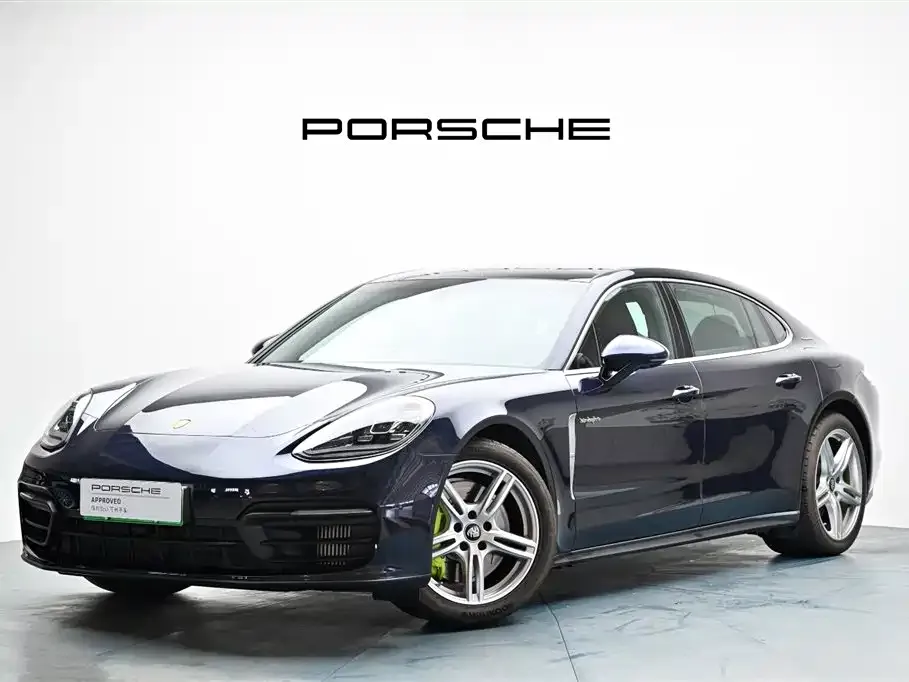 Porsche Panamera Hybrid — фото 1