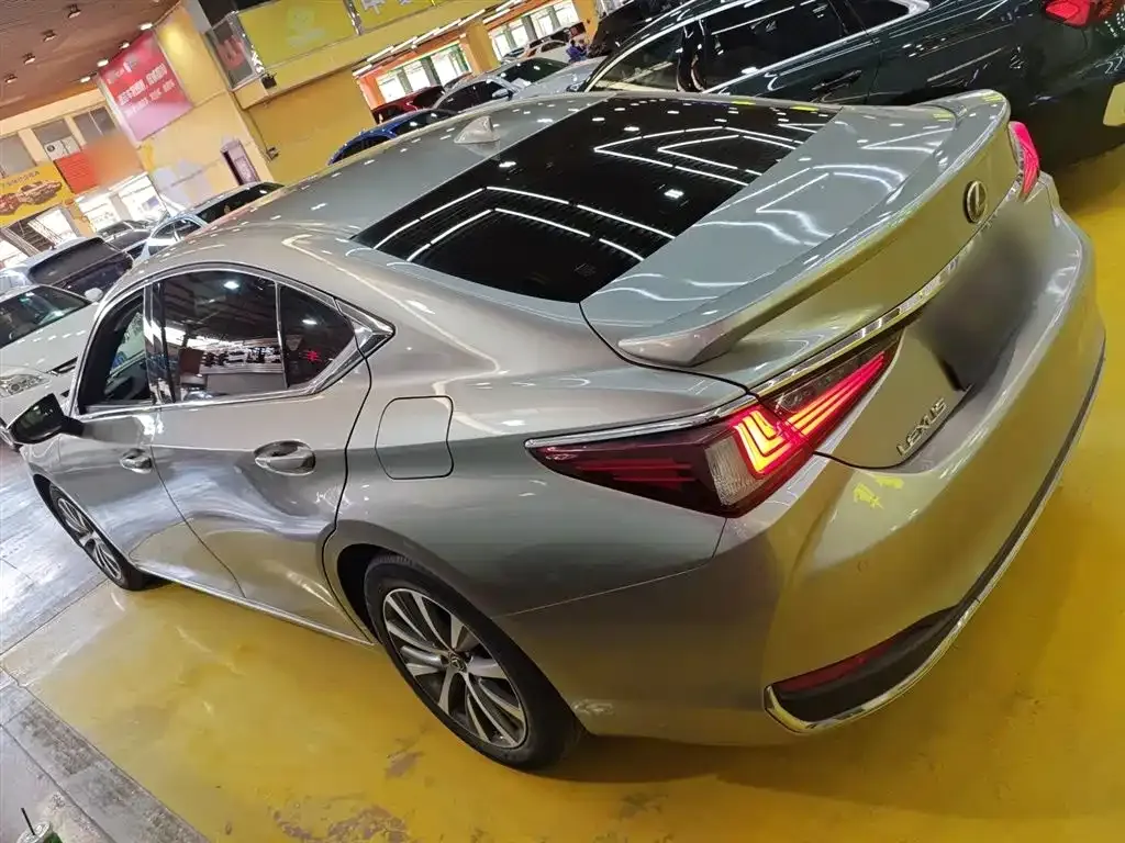 Lexus ES 2021 из CN, фото 8