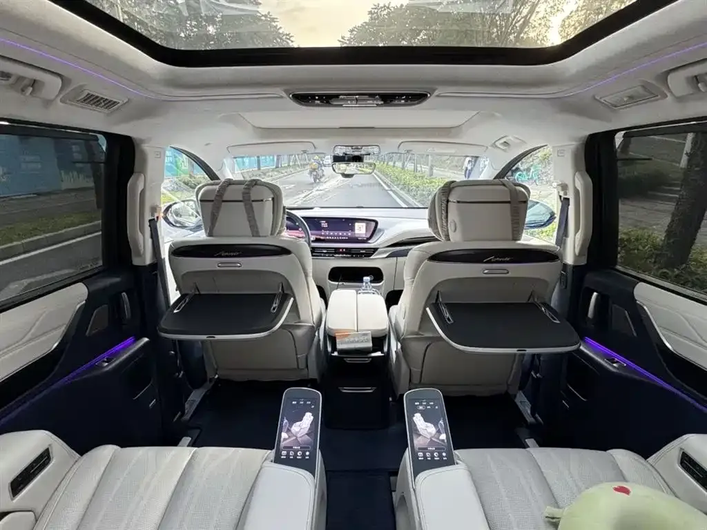 Buick Century 2023 из CN, фото 5