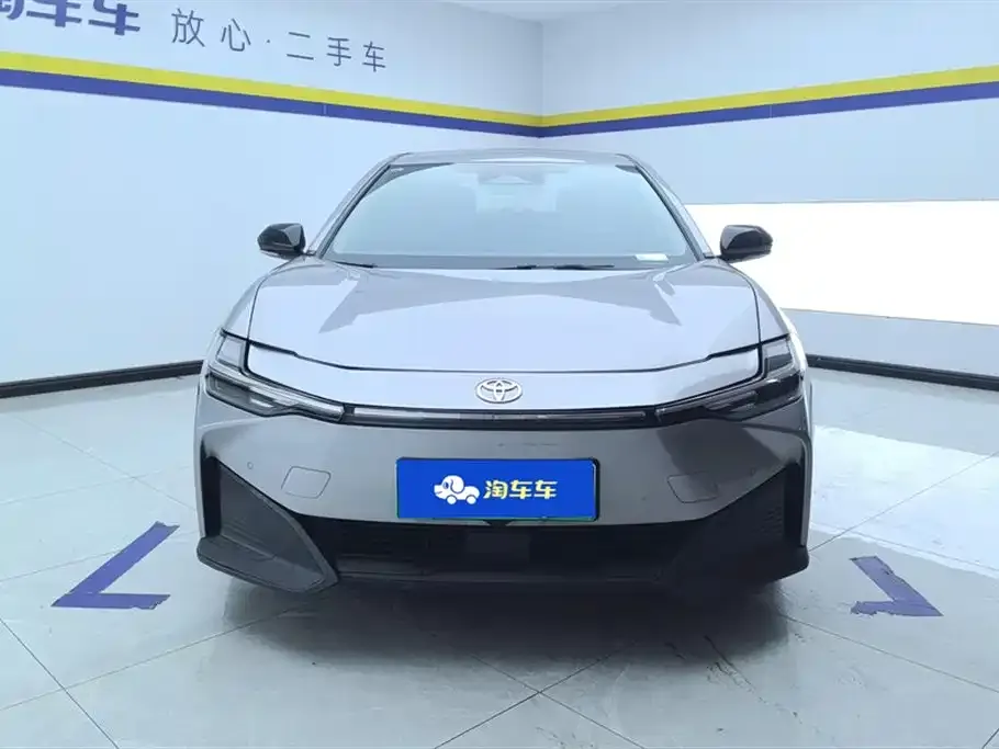 Toyota bZ3 2023 из CN, фото 3
