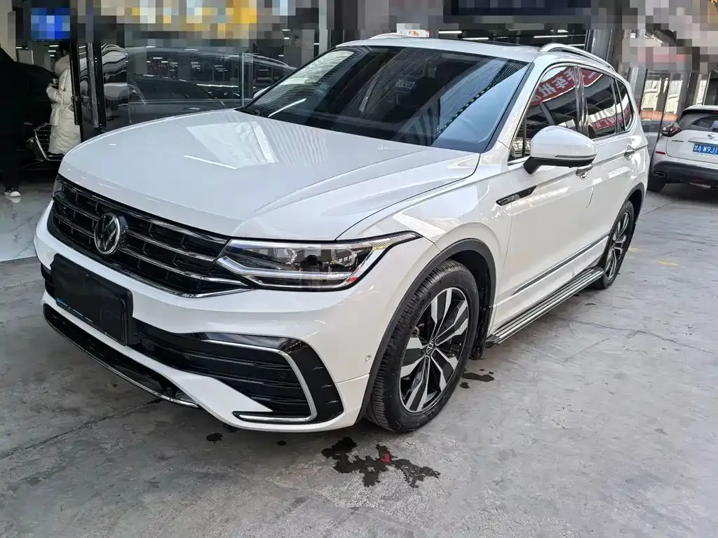 Volkswagen Tiguan L 2021 из CN, фото 1