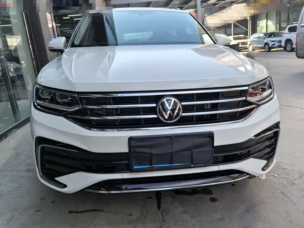 Volkswagen Tiguan L 2021 из CN, фото 5