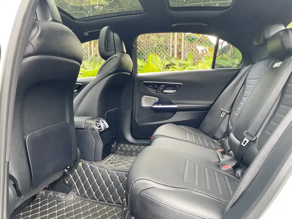 Mercedes-Benz C-Class 2024 из CN, фото 3