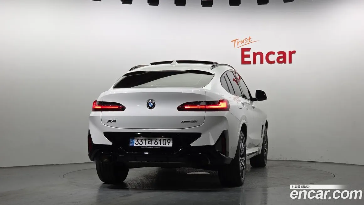 BMW X4 — фото 9