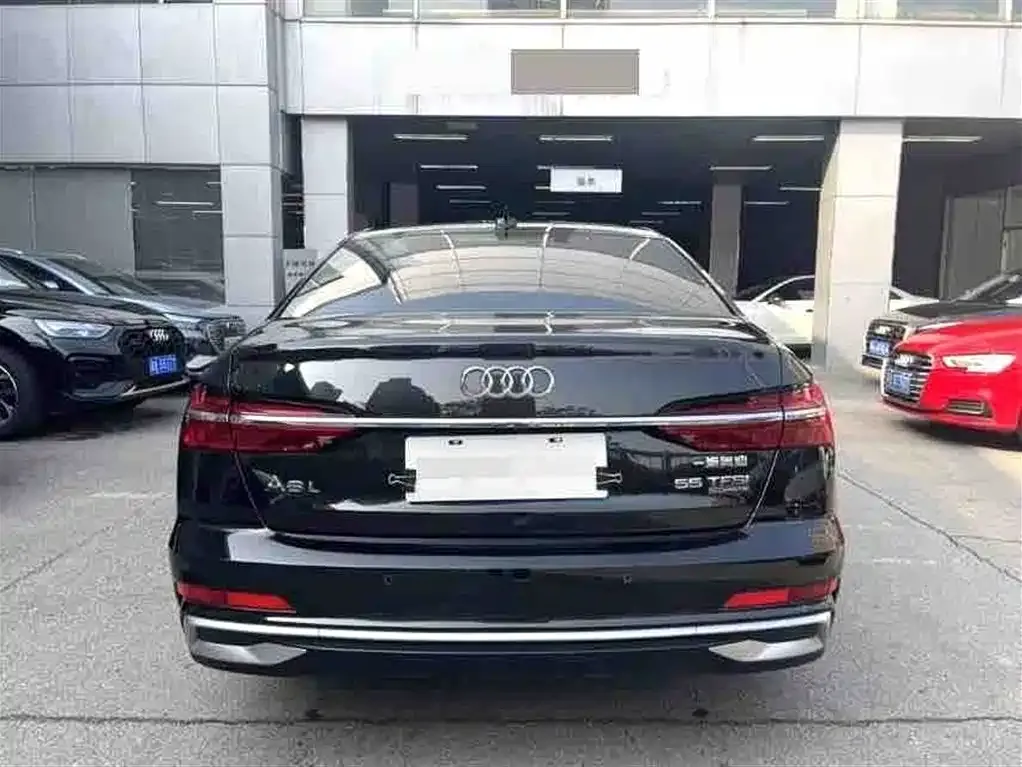 Audi A6L 2024 из CN, фото 5