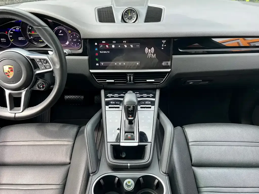 Porsche Cayenne Hybrid 2022 из CN, фото 4