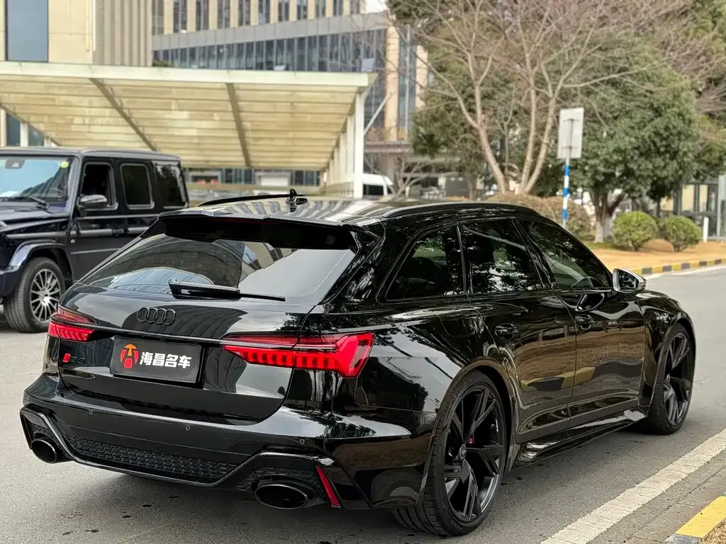 Audi RS 6 2022 из CN, фото 8