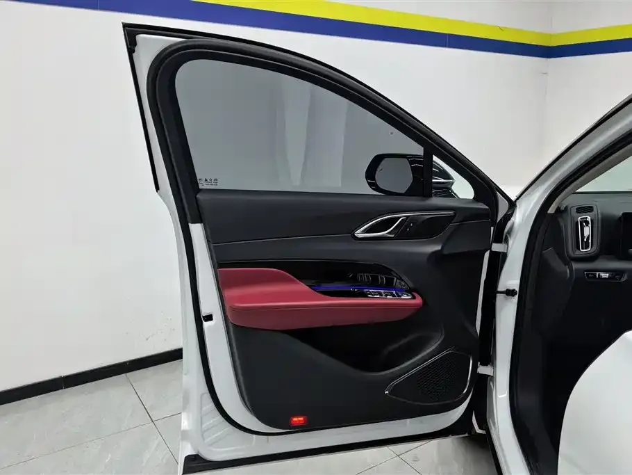 Hongqi HS3 2024 из CN, фото 3