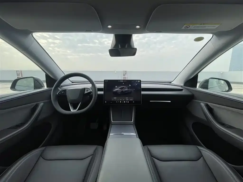 Tesla Model Y 2025 из CN, фото 4