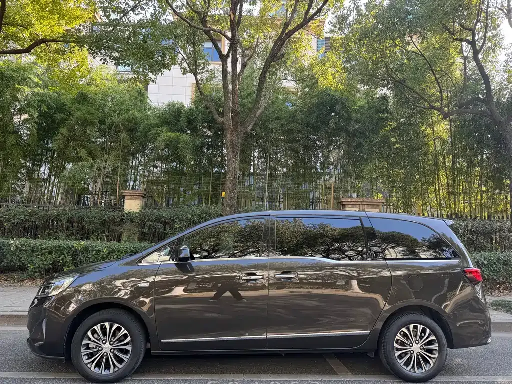 Buick GL8 2022 из CN, фото 4