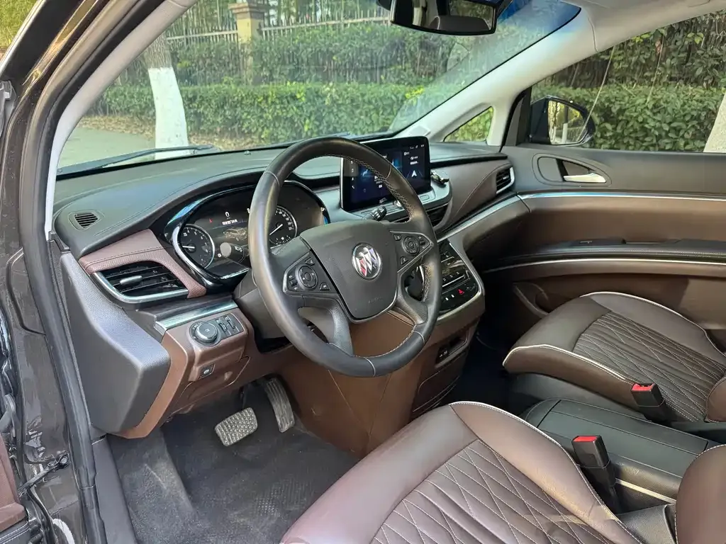 Buick GL8 2022 из CN, фото 9