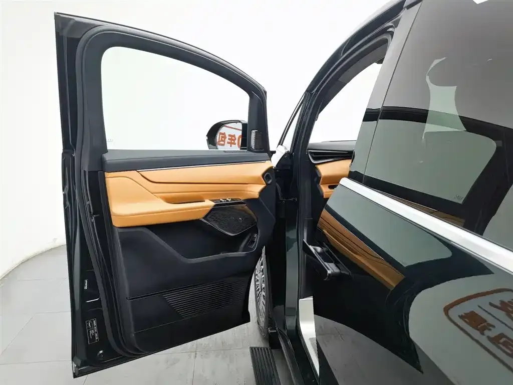 Geely Yizhen L380 2025 из CN, фото 4