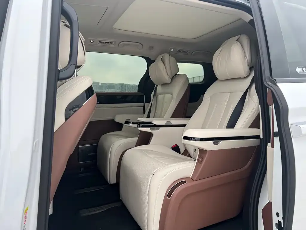 BYD Xia 2025 из CN, фото 2