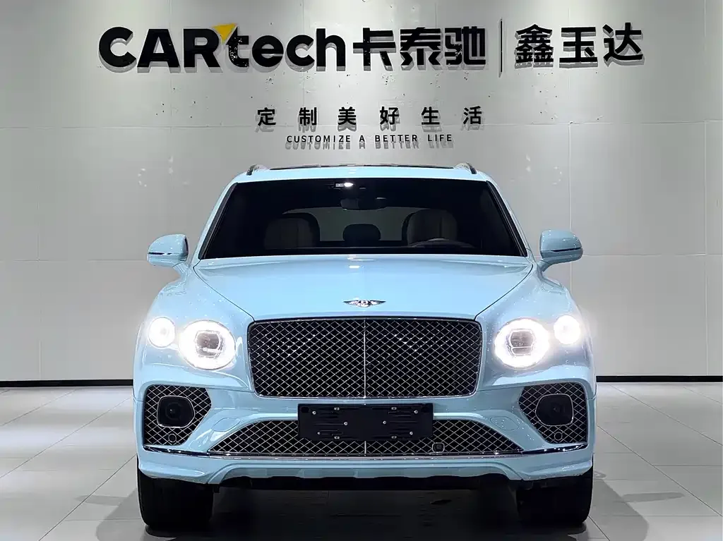 Bentley Bentayga PHEV 2023 из CN, фото 5