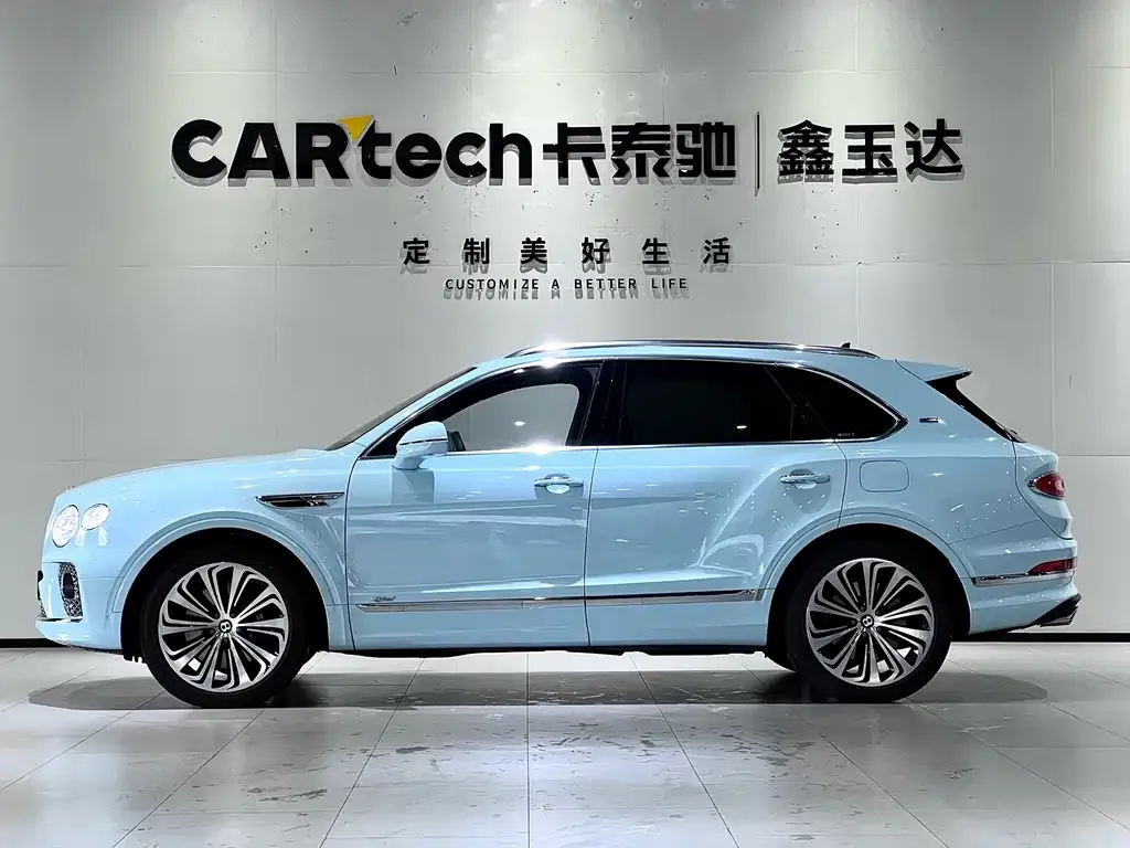 Bentley Bentayga PHEV 2023 из CN, фото 6