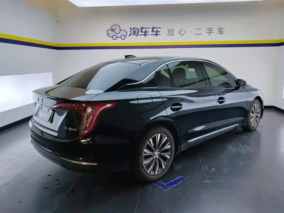 Hongqi E-QM5 2023 из CN, фото 6