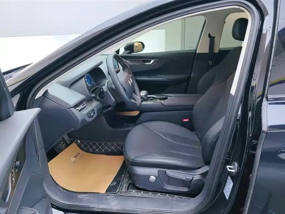 Hongqi E-QM5 2023 из CN, фото 4