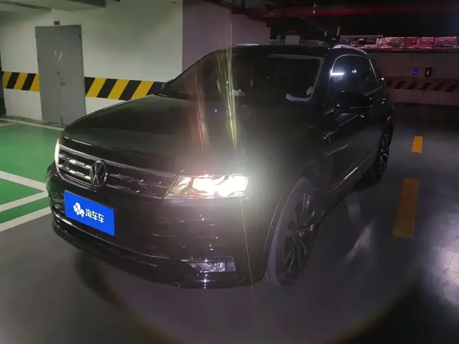 Volkswagen Tiguan L 2021 из CN, фото 1