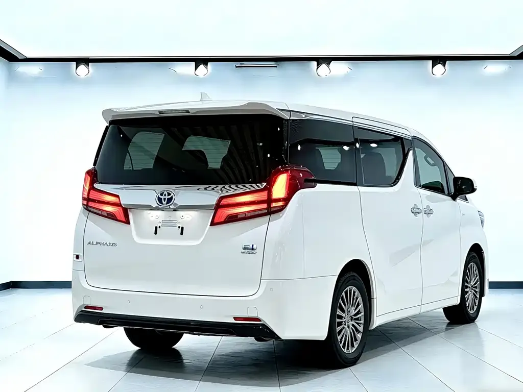 Toyota Alphard 2022 из CN, фото 10