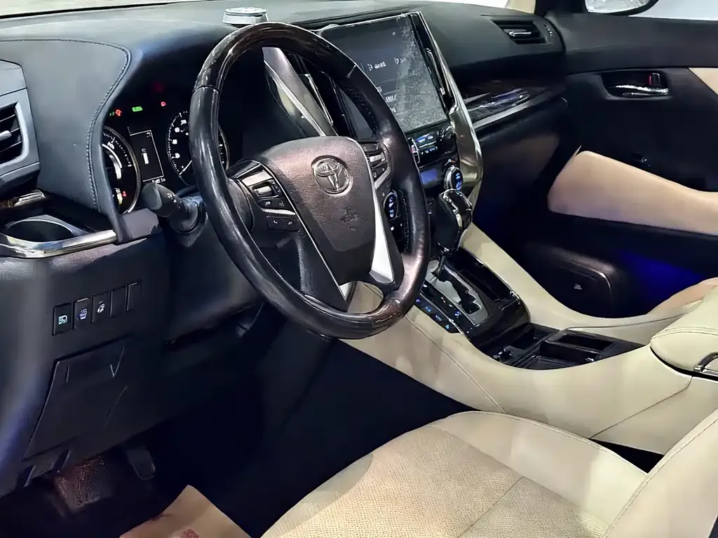 Toyota Alphard 2022 из CN, фото 6