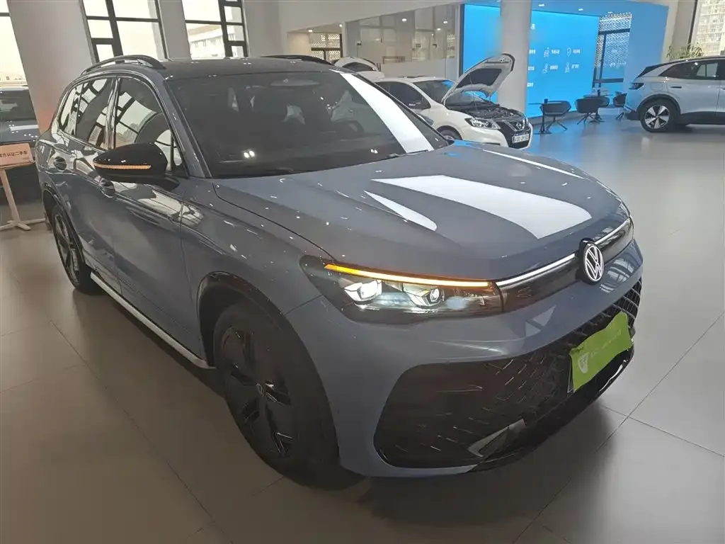 Volkswagen Tiguan L 2024 из CN, фото 3