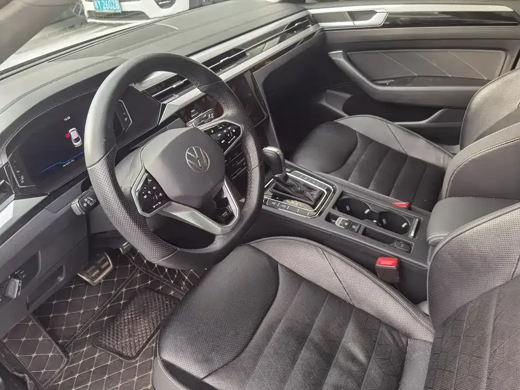 Volkswagen CC 2023 из CN, фото 5