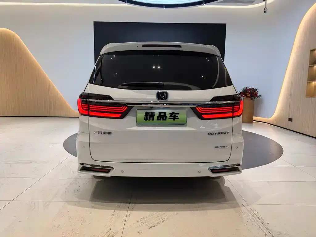 Honda Odyssey 2024 из CN, фото 4