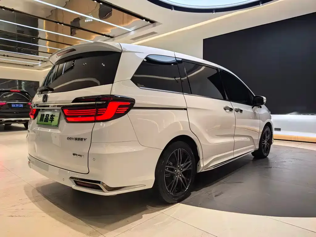 Honda Odyssey 2024 из CN, фото 9