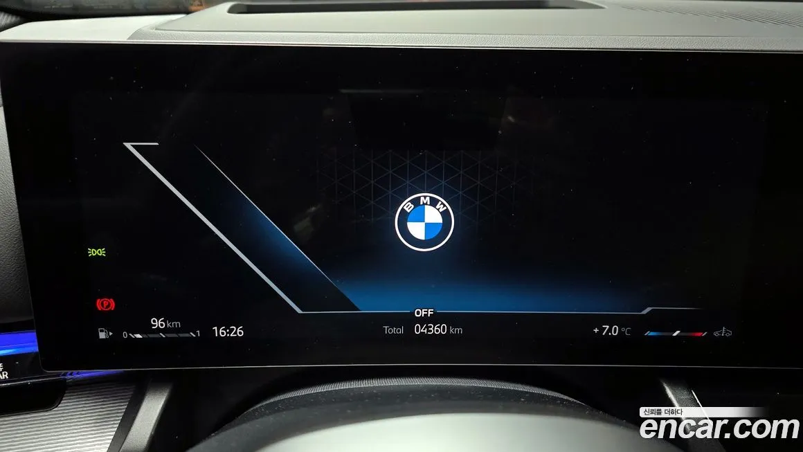 BMW 5-Series — фото 10