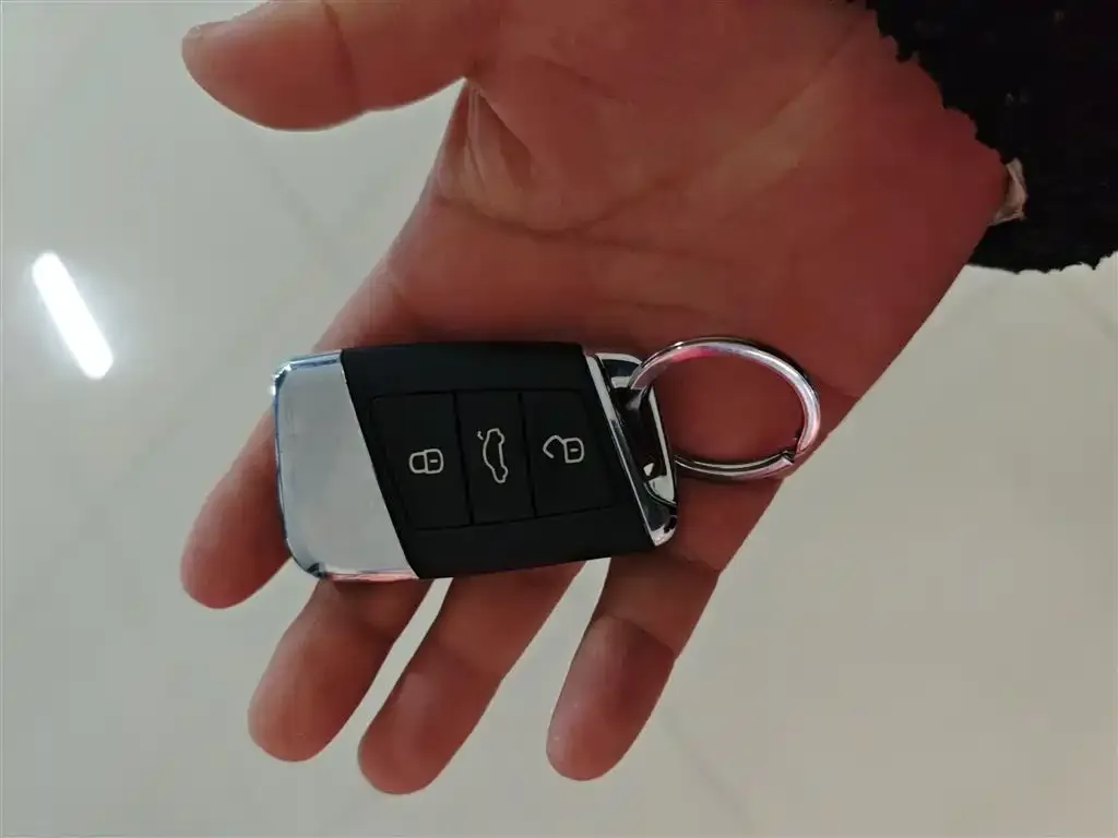 Volkswagen Magotan 2024 из CN, фото 4