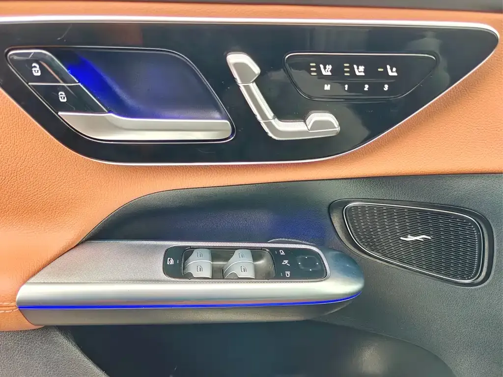 Mercedes-Benz GLC 2024 из CN, фото 8